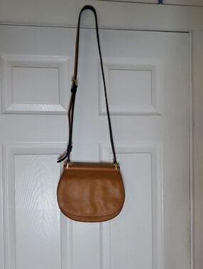 NWT Vera Bradley Brown Leather Crossbody Saddle Bag Vibrant Interior